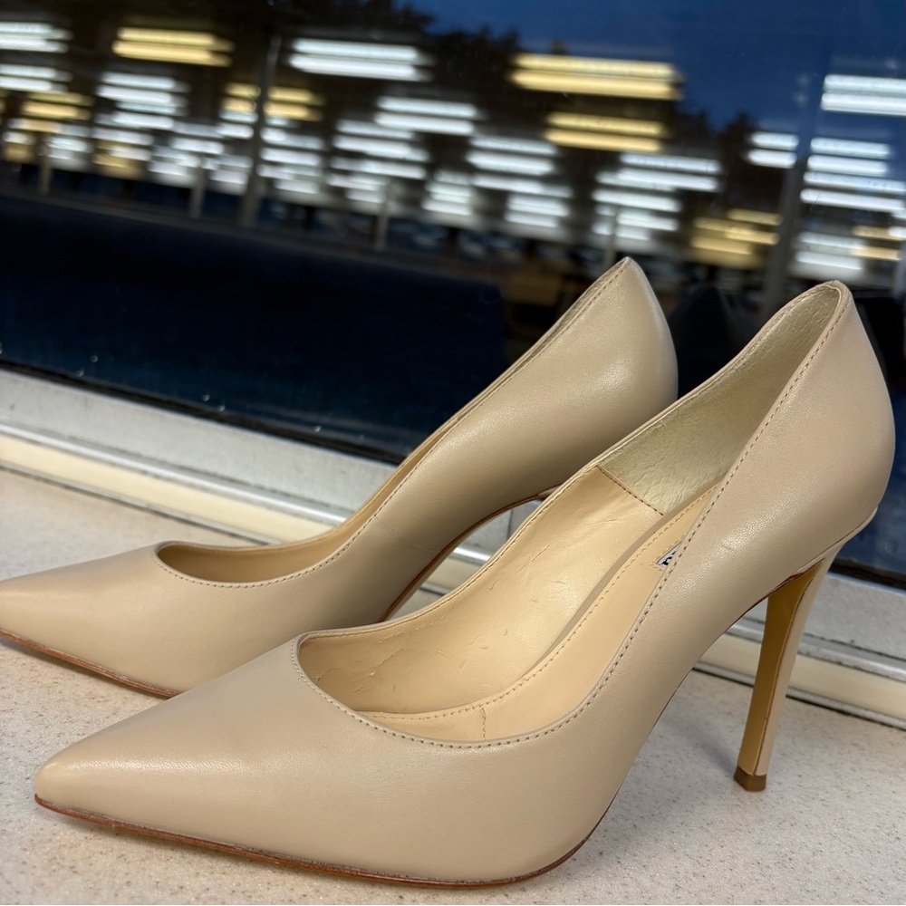 Charles David Caleesi Nude Natural Leather Stiletto Heel w Classic Pointed Toe 9 - Picture 4 of 8